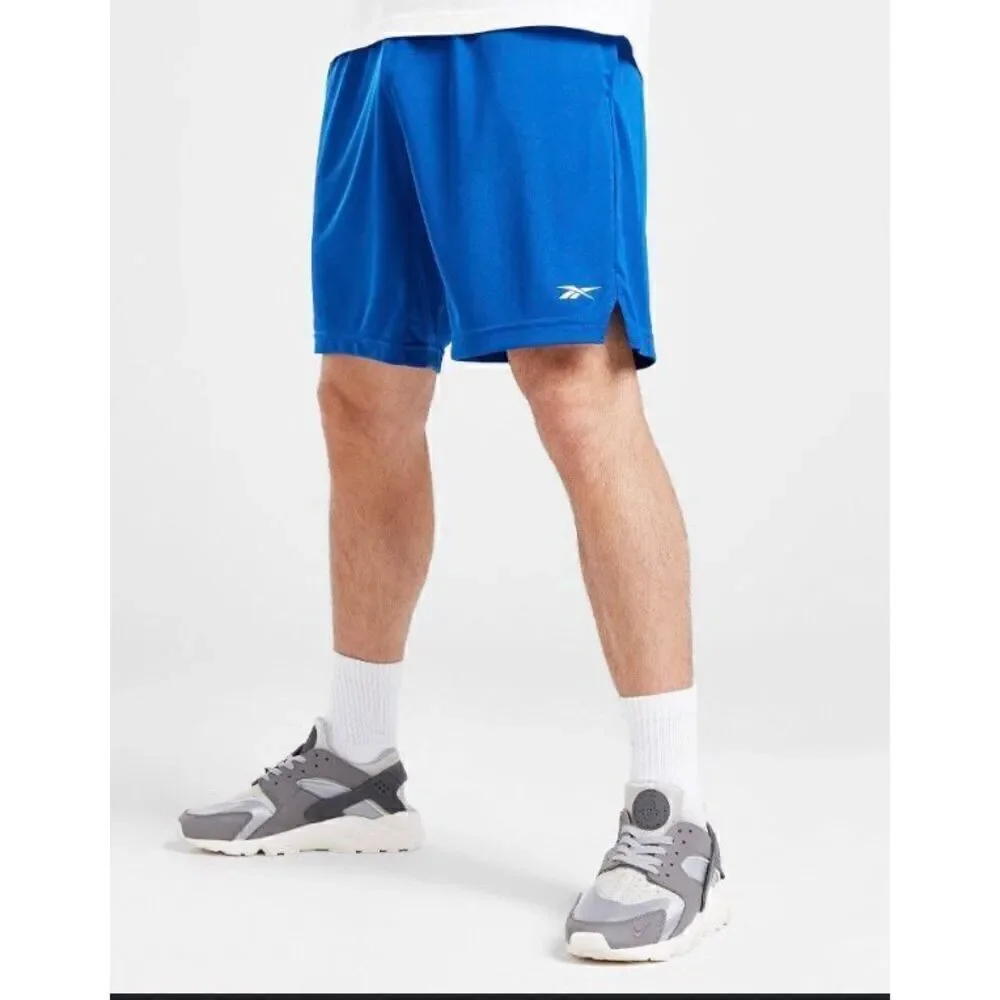REEBOK - NWT - M Sz Medium Speedwick Active Shorts in Victor Blue. POCKETS!